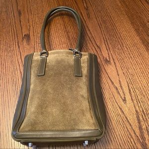 Coach Suede and Leather shoulder bag. Mod#F1P-9422